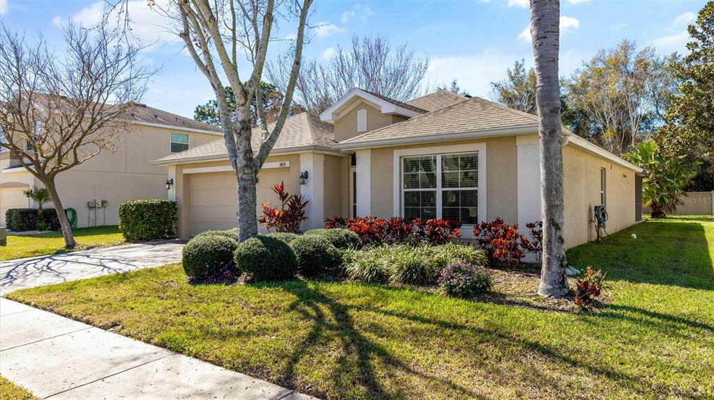 Property Photo:  1435 Blue Marlin Boulevard  FL 34691 