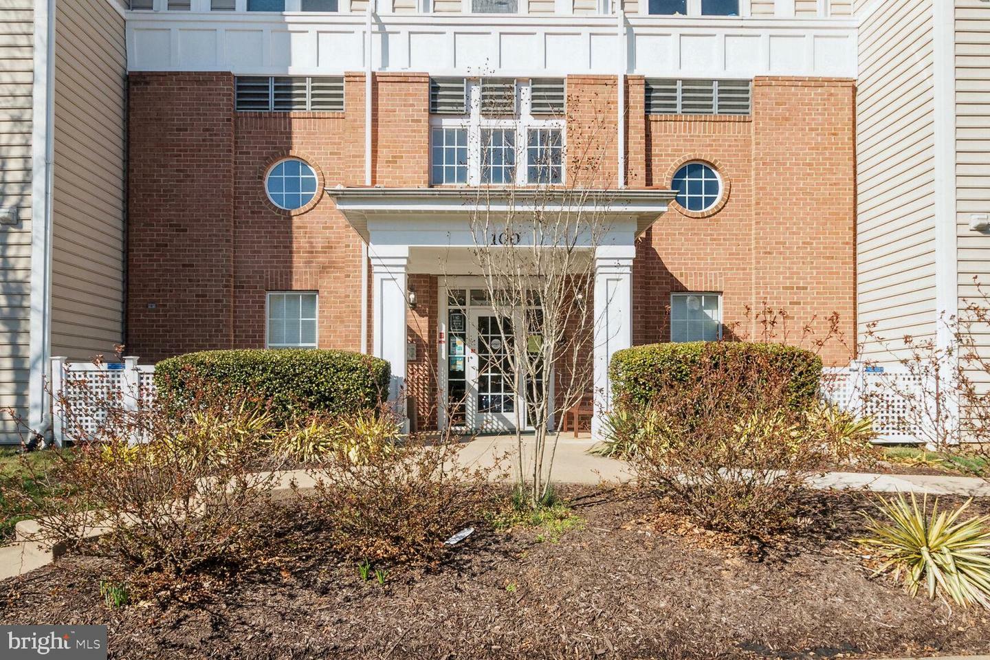 Property Photo:  100 Watkins Pond Boulevard 2-405  MD 20850 