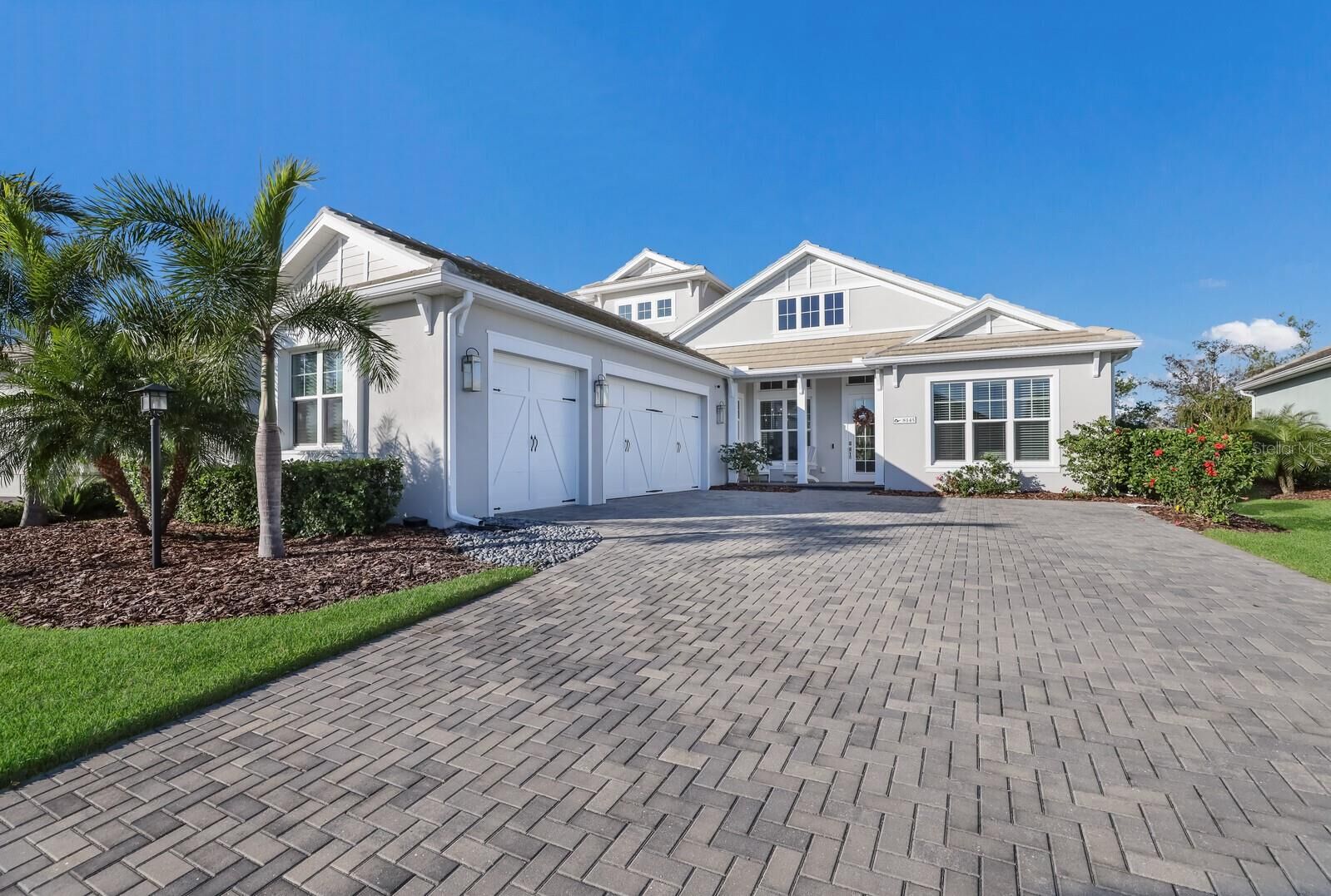 Property Photo:  8145 Grande Shores Drive  FL 34240 