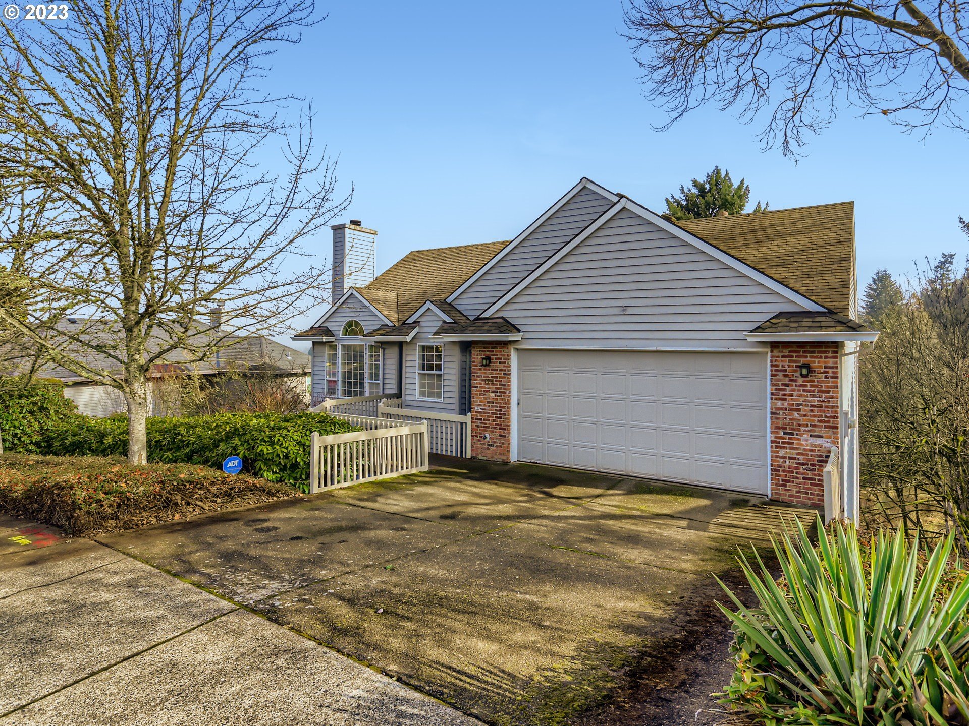 Property Photo: 7550 SW Bayberry Dr OR 97007