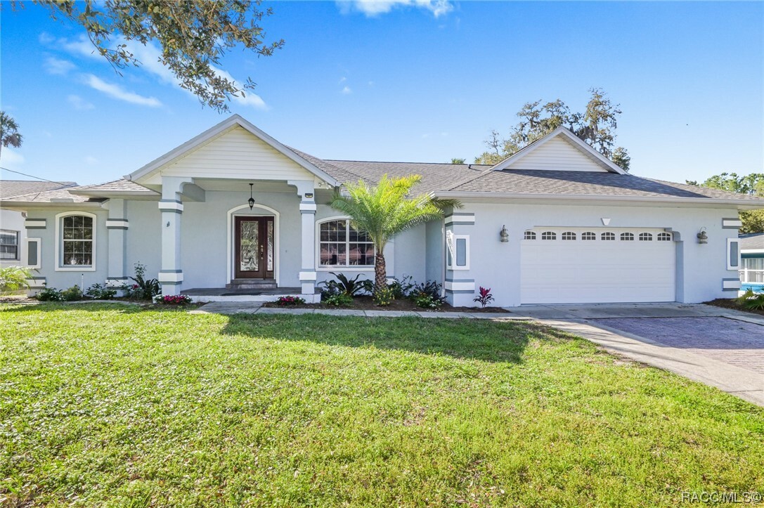 Property Photo:  3956 N Calusa Point  FL 34428 