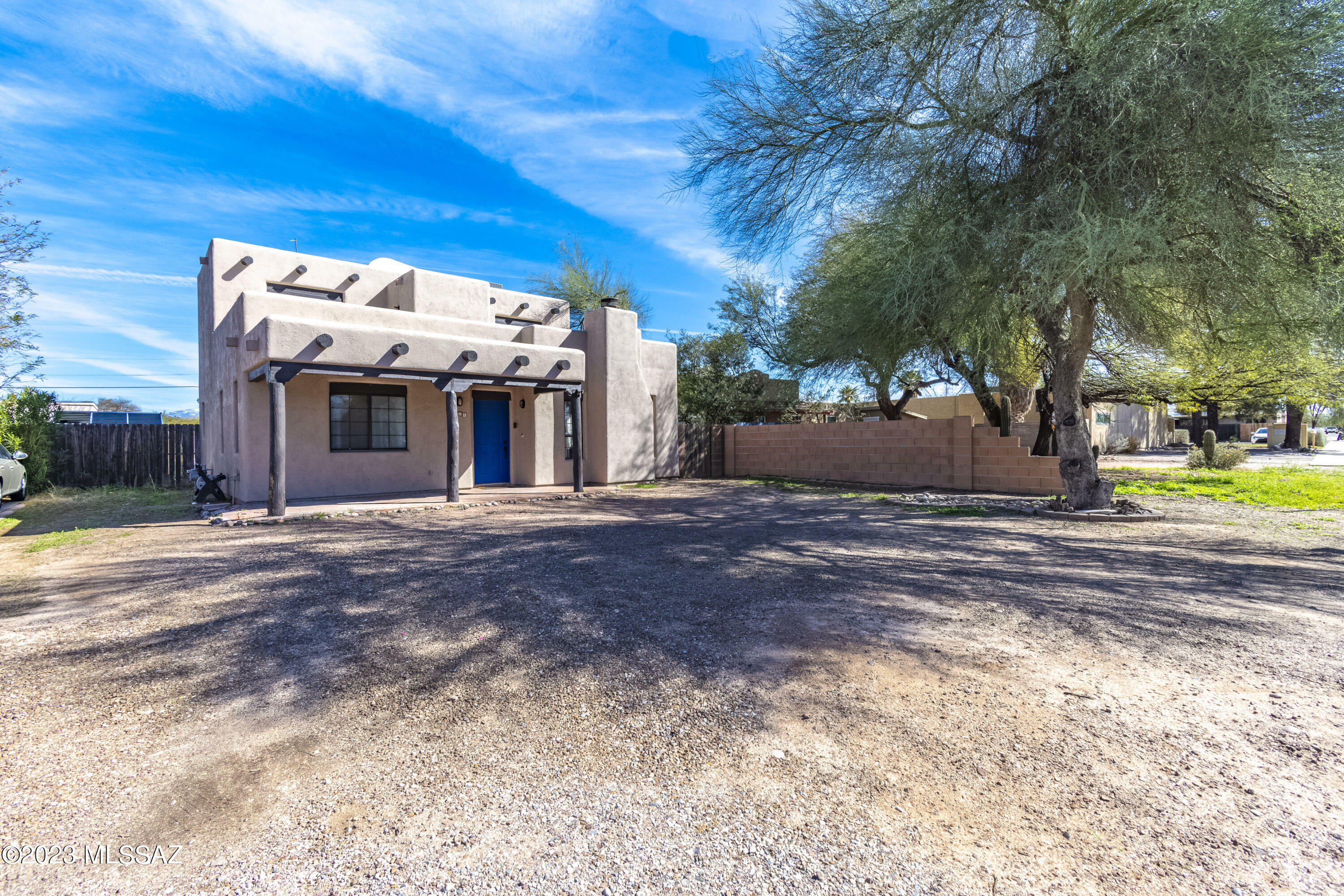 Property Photo:  1814 N Van Buren Avenue  AZ 85712 