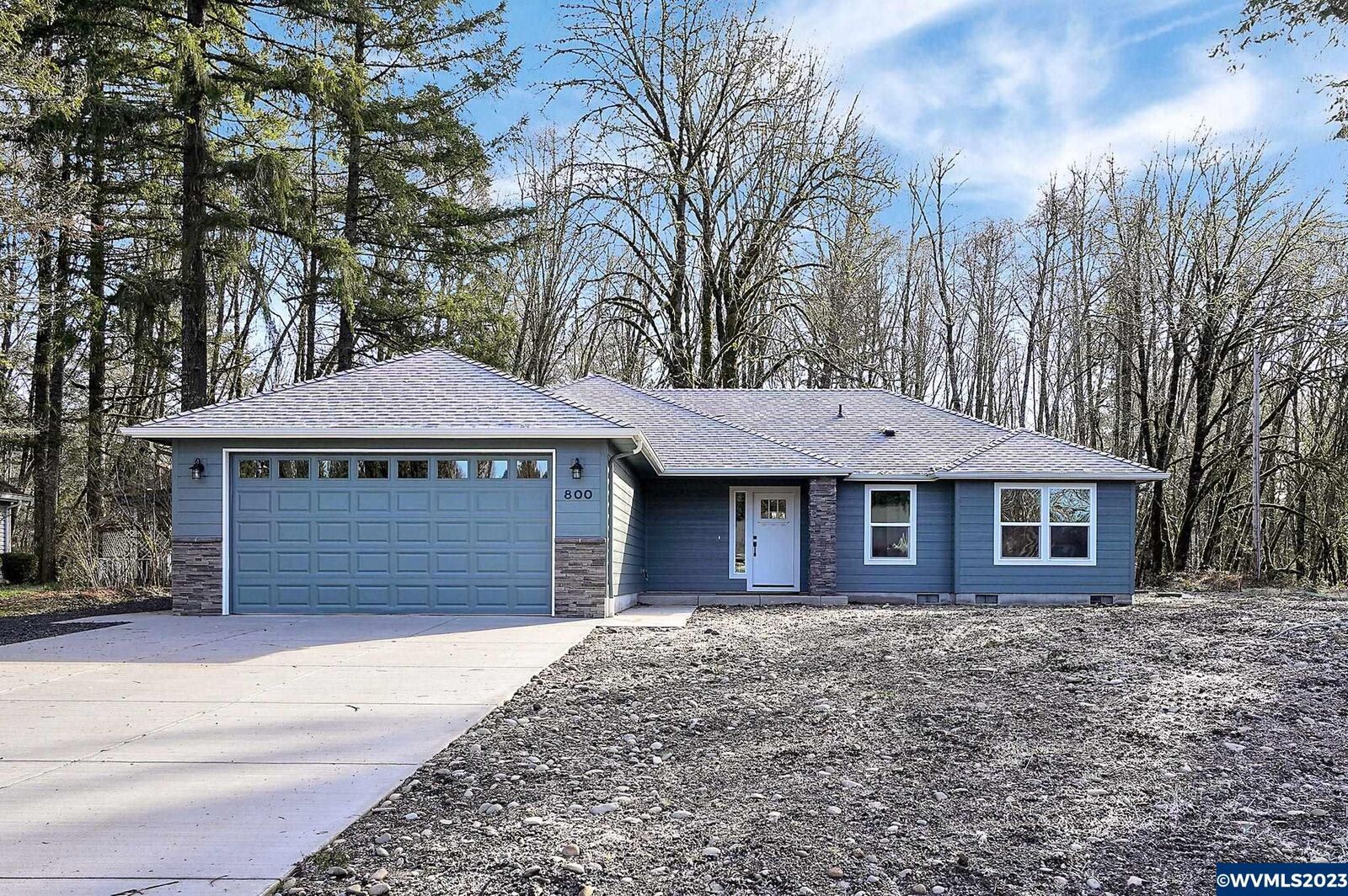 Property Photo:  800  7th St  OR 97358 