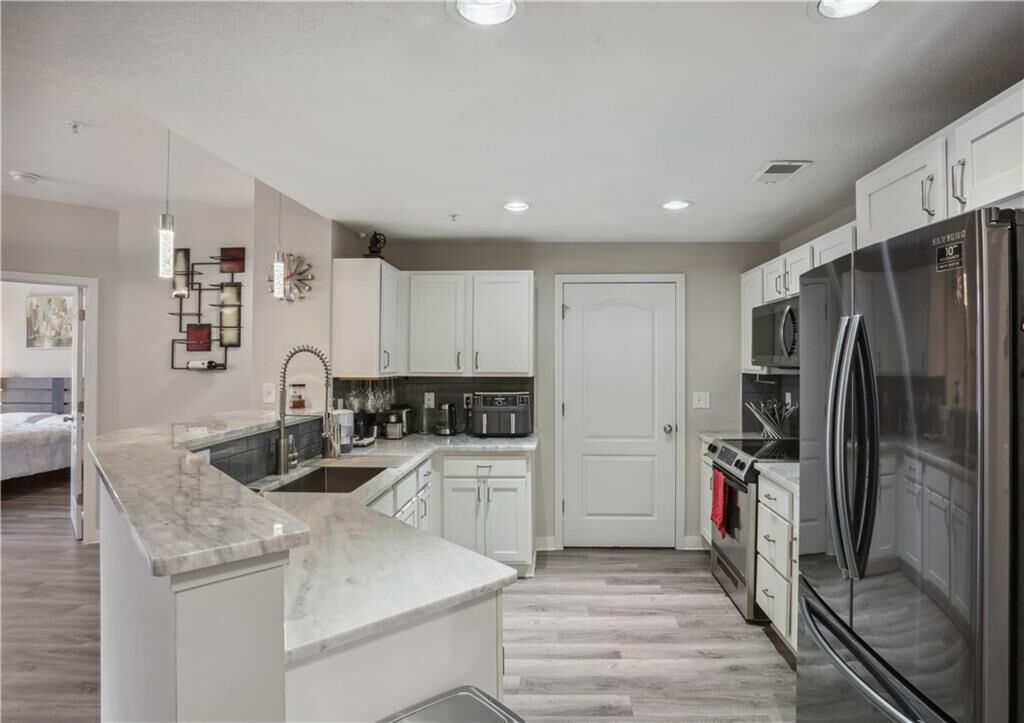 Property Photo:  390 17th Street NW 3063  GA 30363 