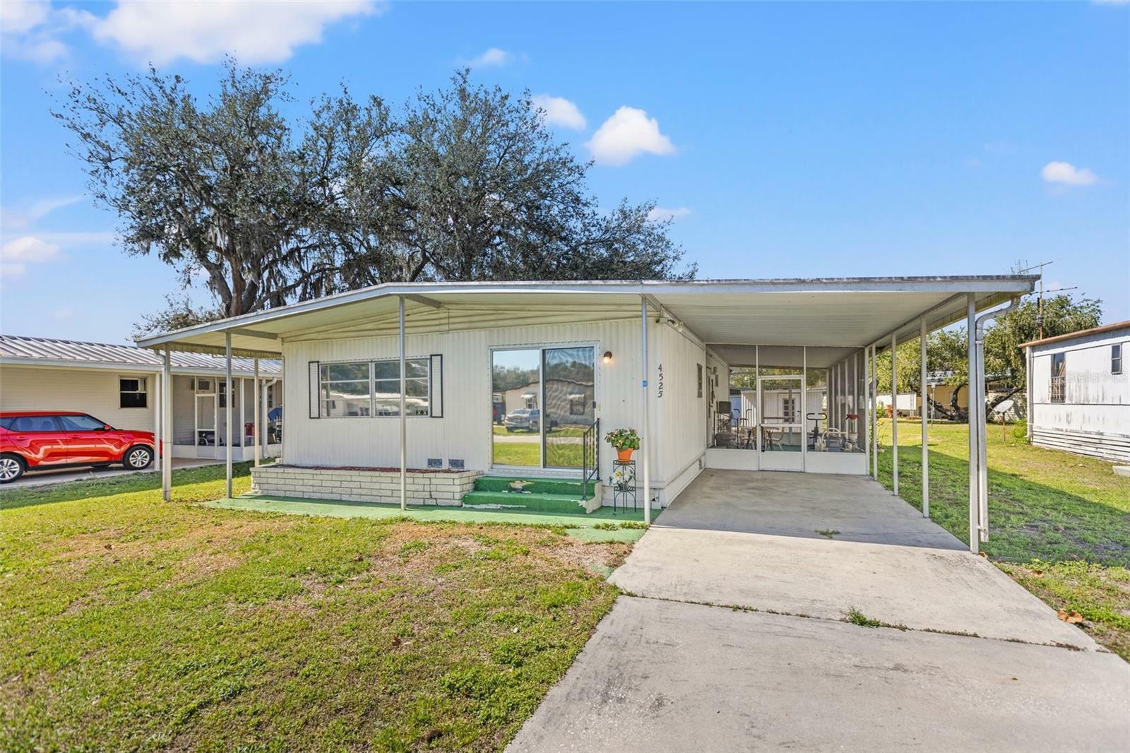 Property Photo:  4525 Autumn Palm Drive  FL 33542 