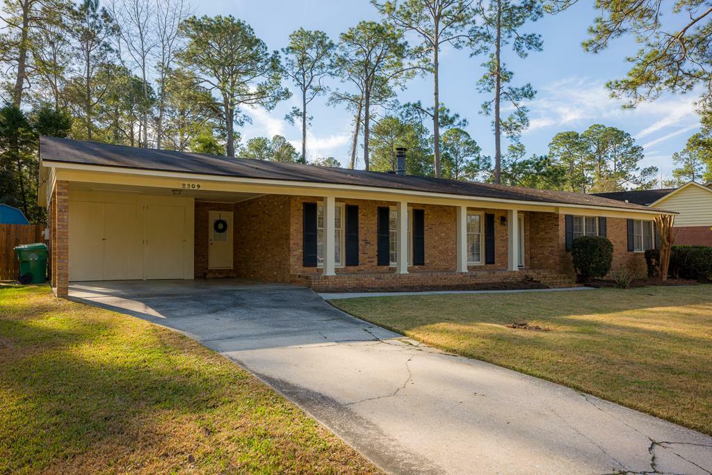 Property Photo:  2309 Sherwood Dr  GA 31602 