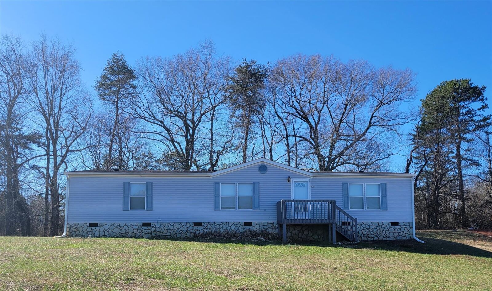 Property Photo: 3251 Appletree Court NC 28168