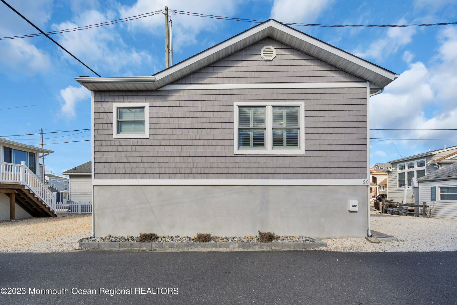 Property Photo:  20 E Shell Way  NJ 08735 