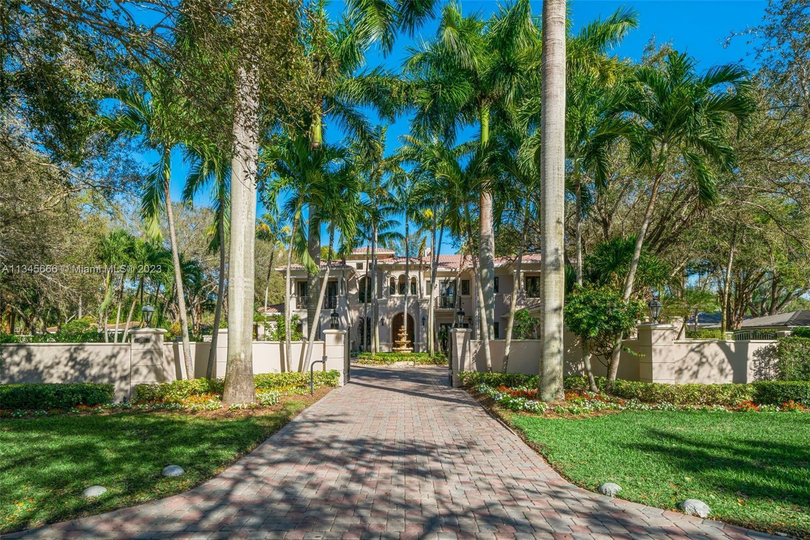 Property Photo: 12201 SW 64th Ave FL 33156