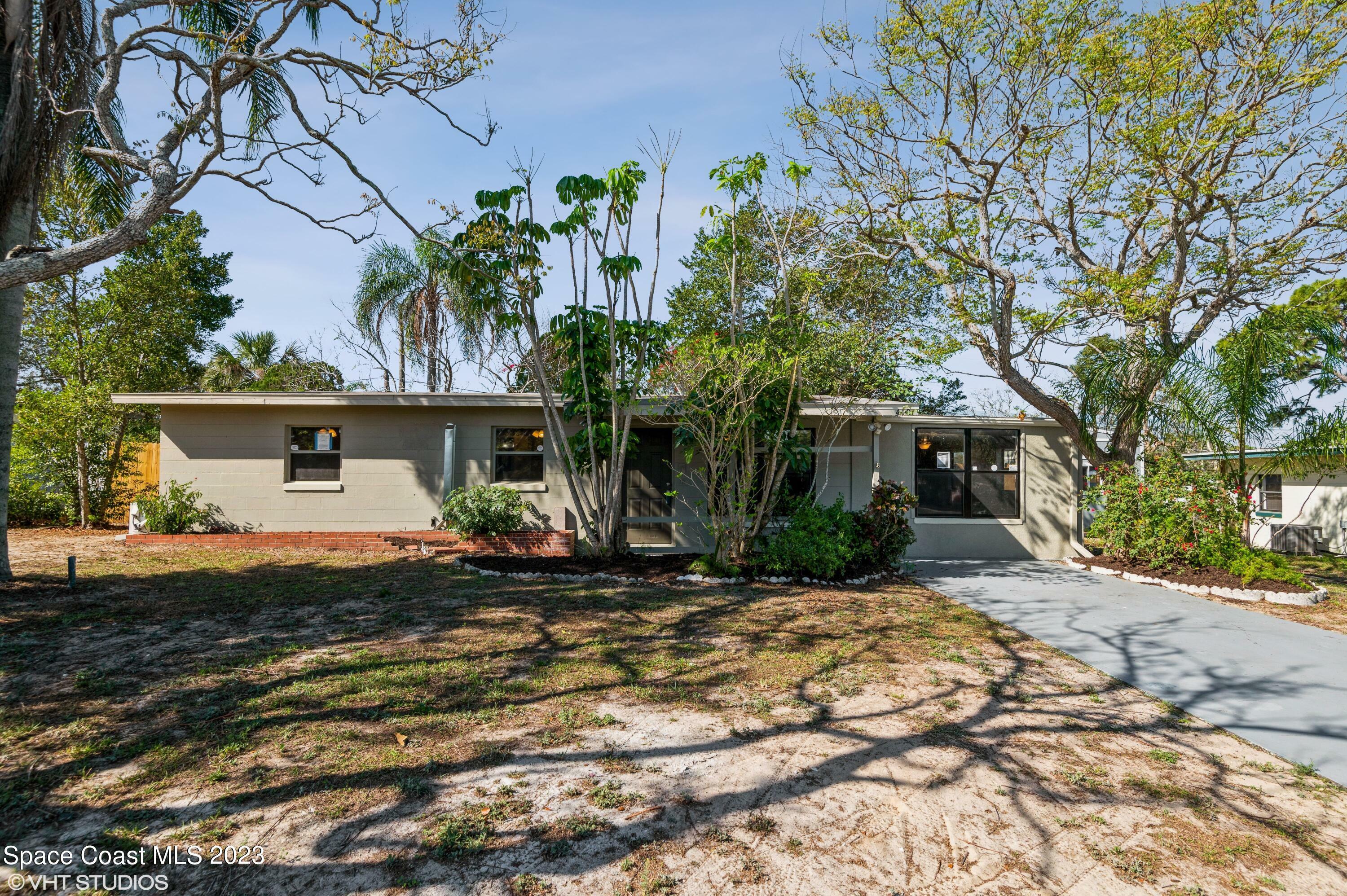 Property Photo:  410 Balsam Avenue  FL 32796 