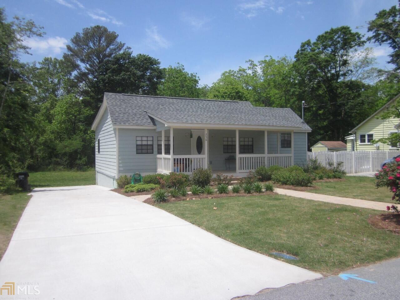 Property Photo: 256 Strickland Street GA 30213