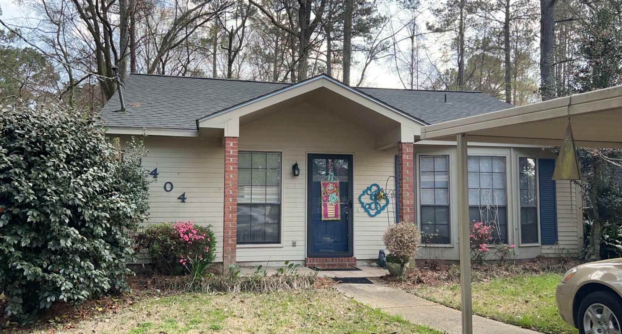Property Photo: 1404 Willus Dr. MS 39440
