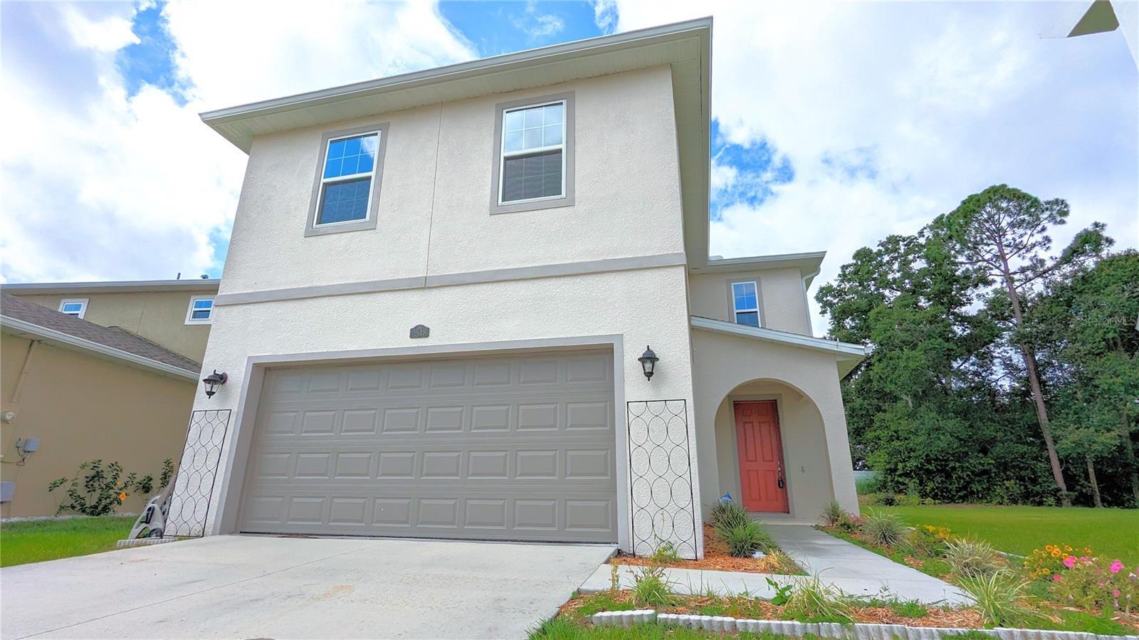 Property Photo:  2548 Ocoee Reserve Court  FL 34761 