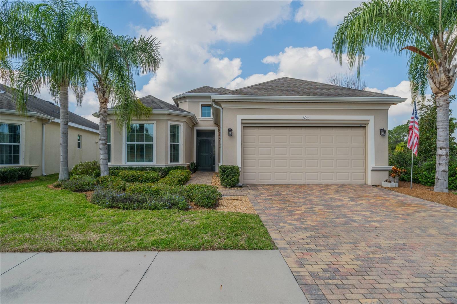 Property Photo: 1703 Pacific Dunes Drive FL 33573