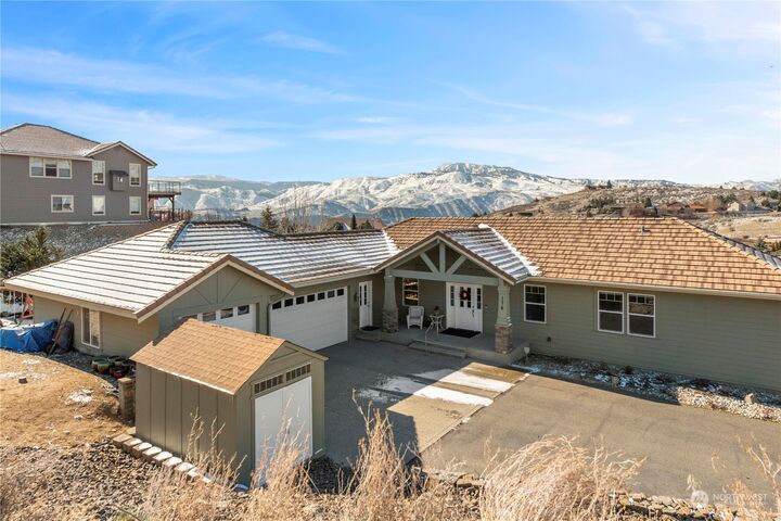 176 Rolling Hills Lane  Wenatchee WA 98801 photo