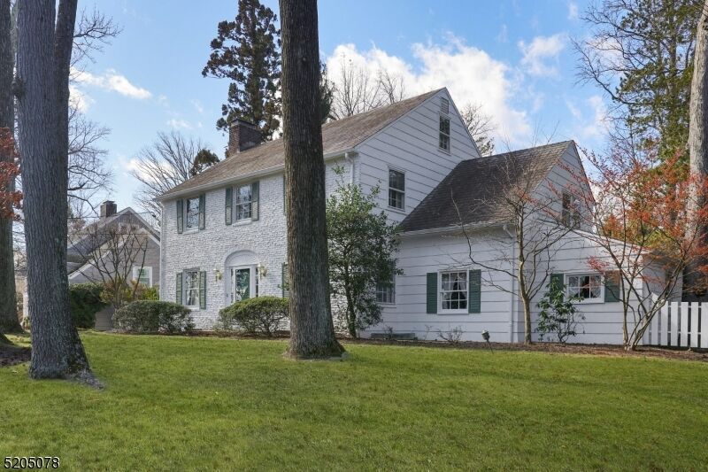 Property Photo:  12 Fairhill Rd  NJ 07090 