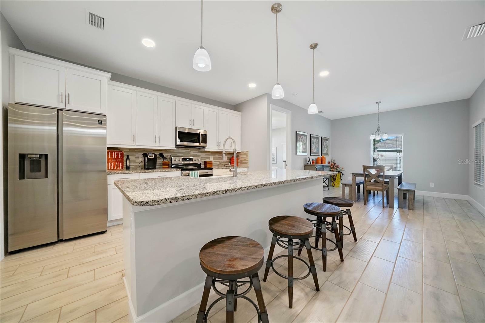 Property Photo: 2997 Thurston Avenue FL 34288