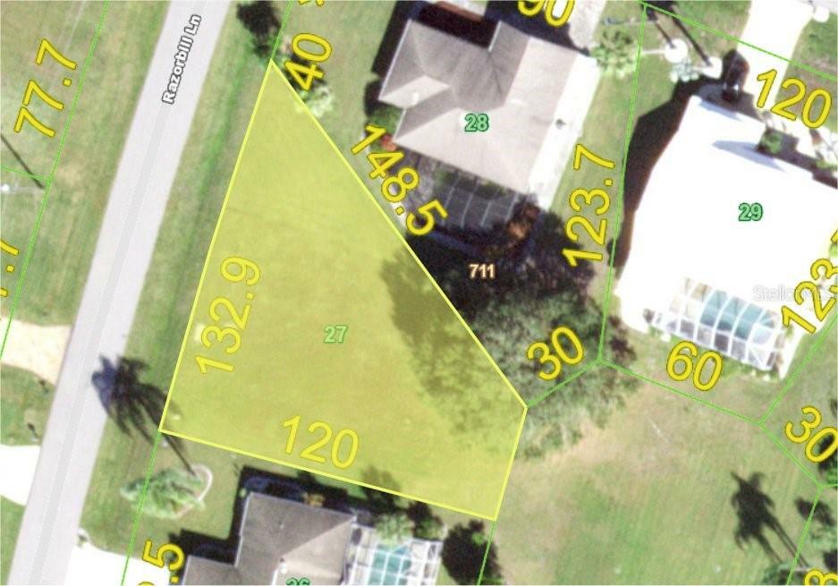 Property Photo: 1404 Razorbill Lane FL 33983