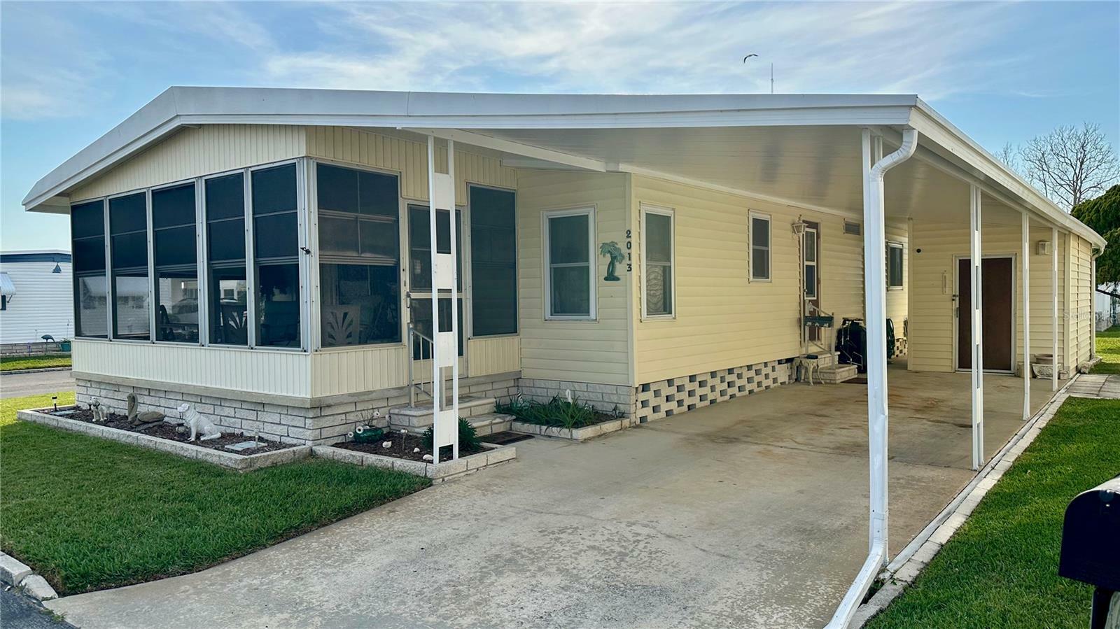 Property Photo: 2013 Kona Drive FL 34691
