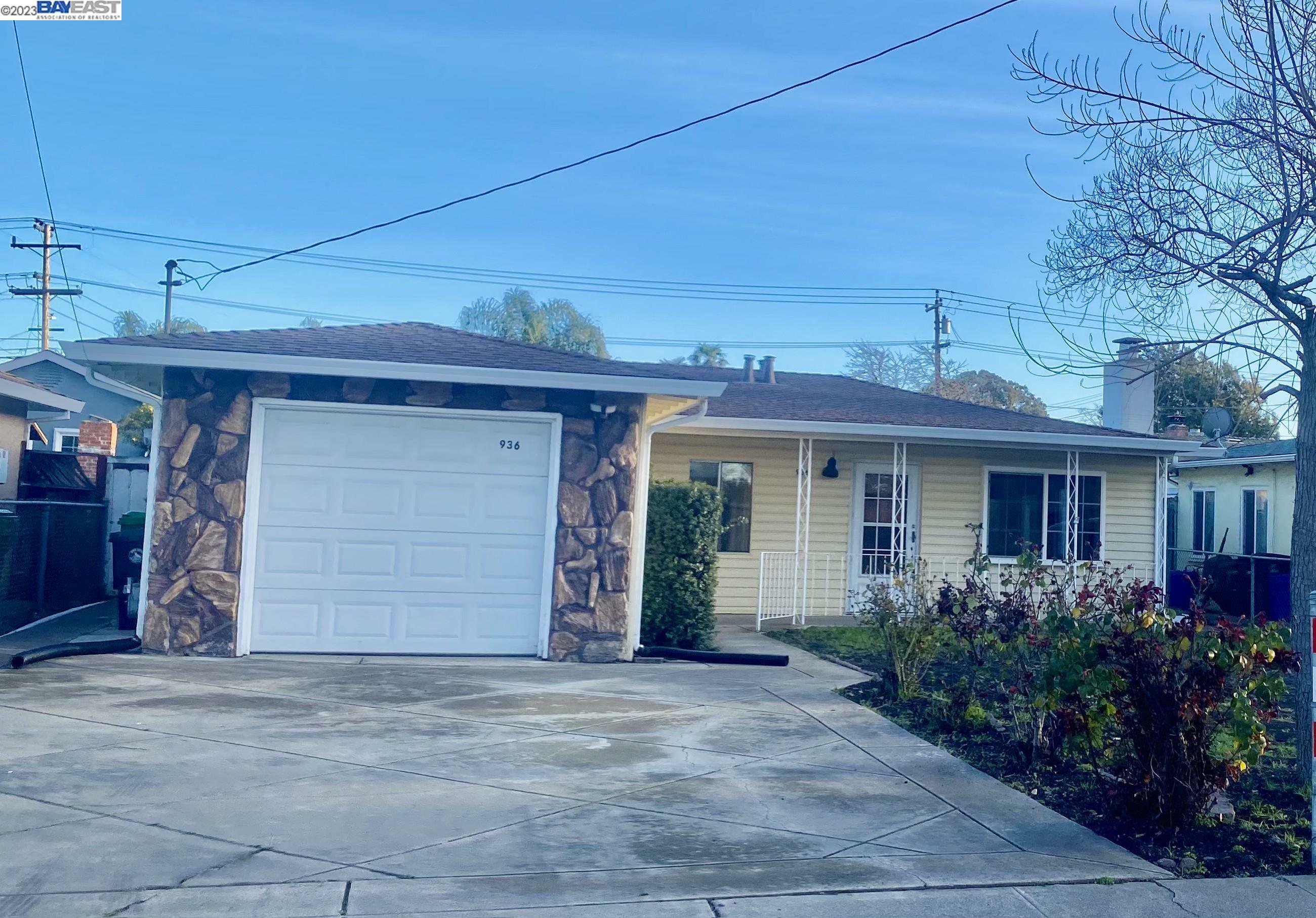 Property Photo:  936 Lester Ave  CA 94541 