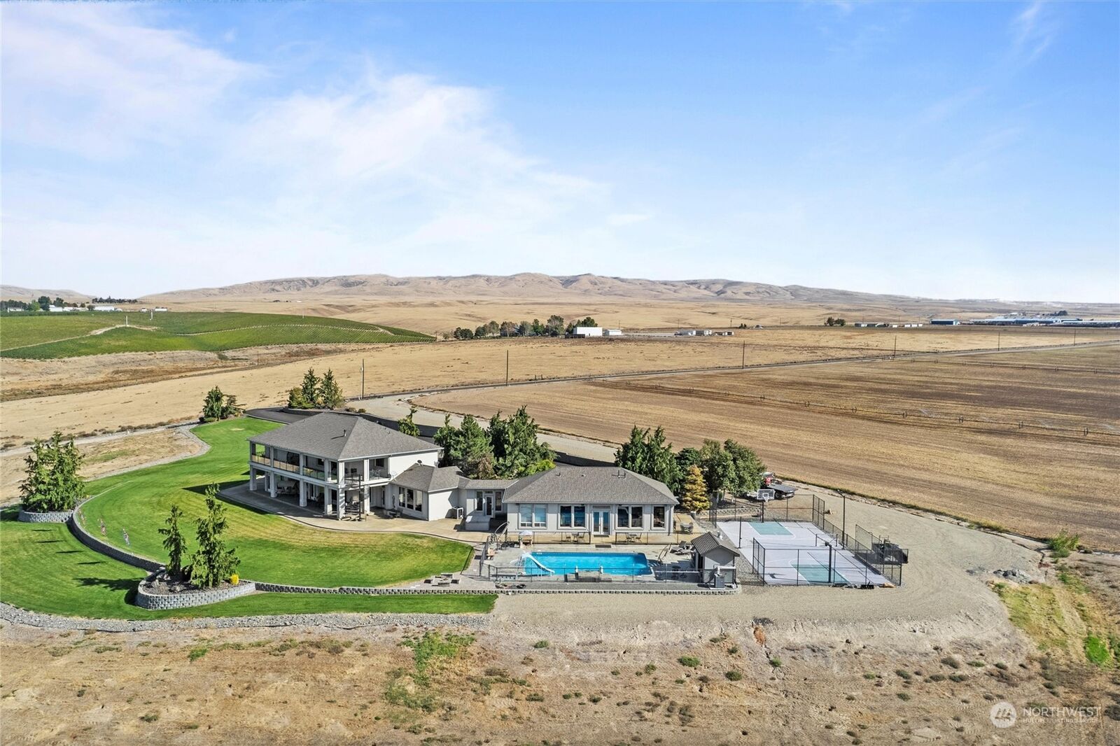 Home for sale in Sunnyside 1050 Lewandowski Road, Sunnyside, WA 98944