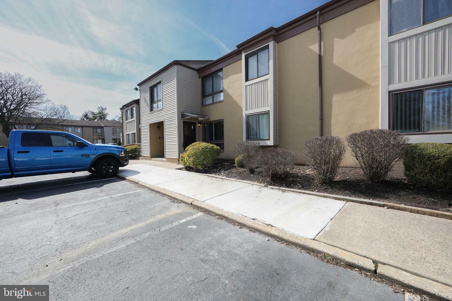 Property Photo: 15 Ashley Court NJ 08053
