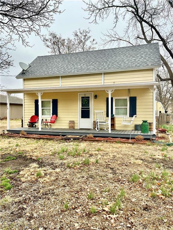 Property Photo:  219 Cedar Street  KS 66073 