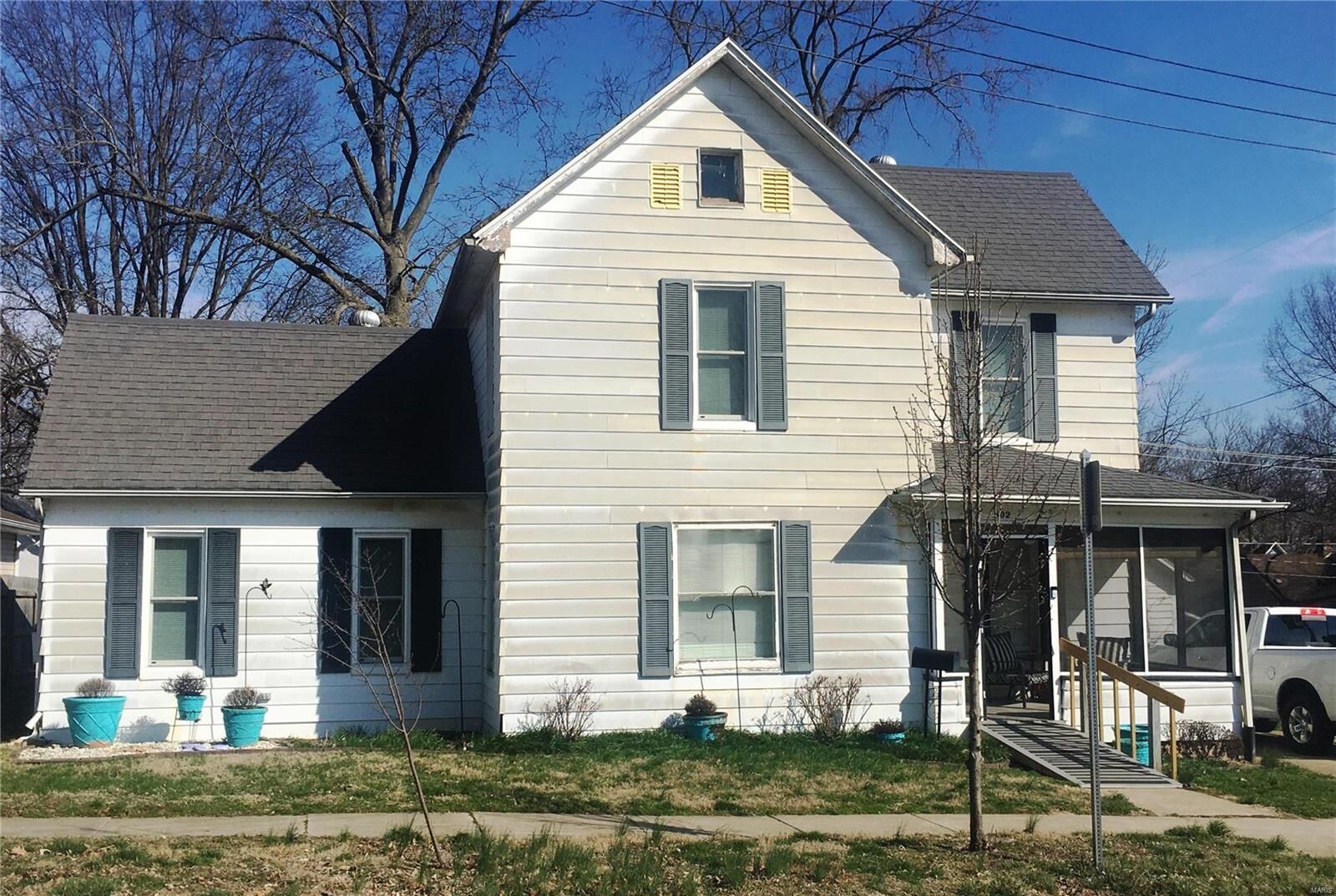 Property Photo: 502 N Elm Street IL 62246