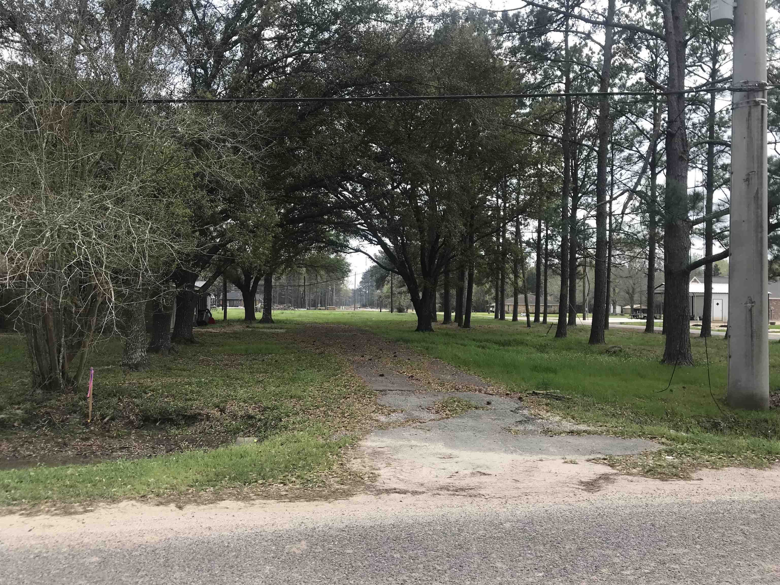 Property Photo:  1040 Old Beaumont Road  TX 77659 