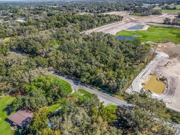 Property Photo: 0000 US Hwy 301 FL 33521
