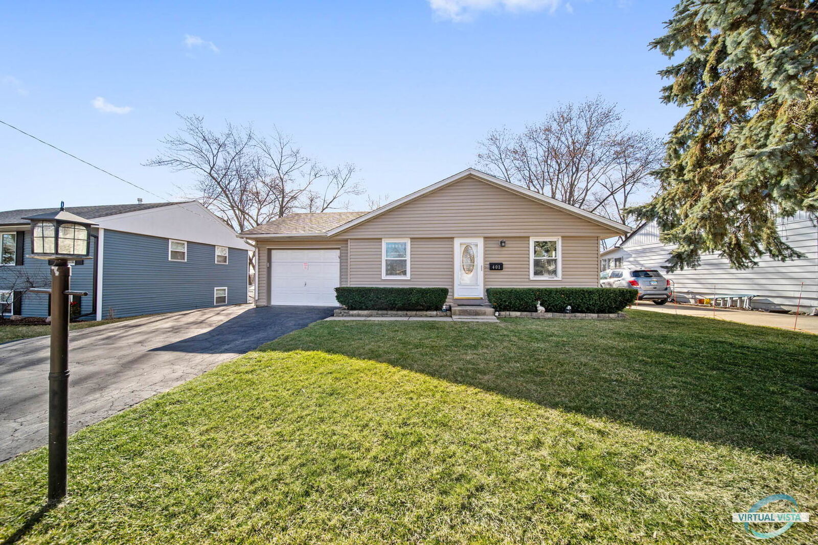 Property Photo:  401 E Montana Avenue  IL 60139 