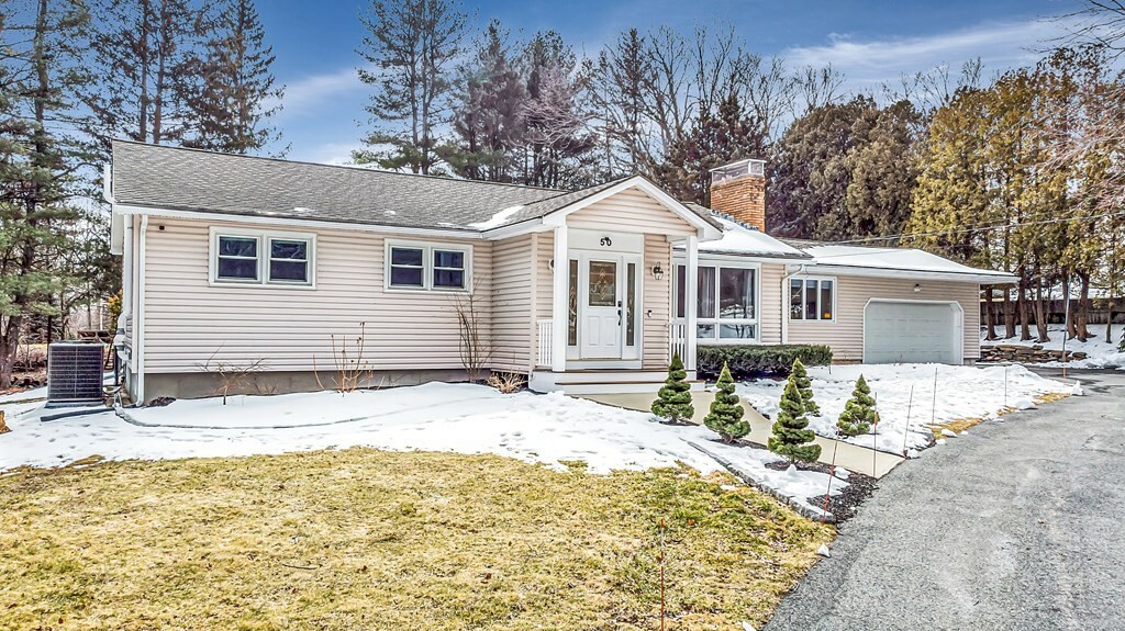 50 Colonial Rd  Sutton MA 01590 photo