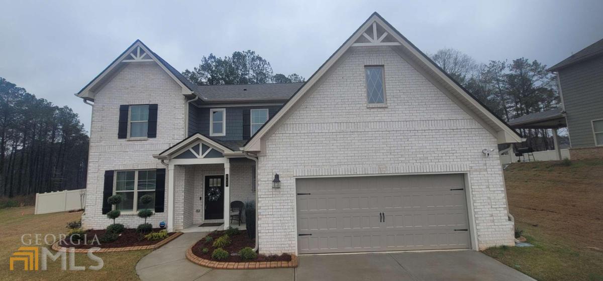 Property Photo: 512 Redchurch Drive GA 30252