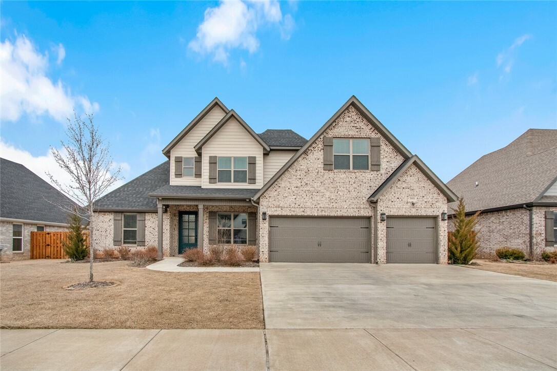 Property Photo: 5801 W Sommerset Street AR 72758