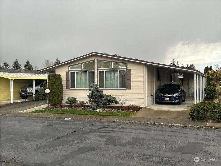 Property Photo:  11436 SE 208th Street 49  WA 98031 
