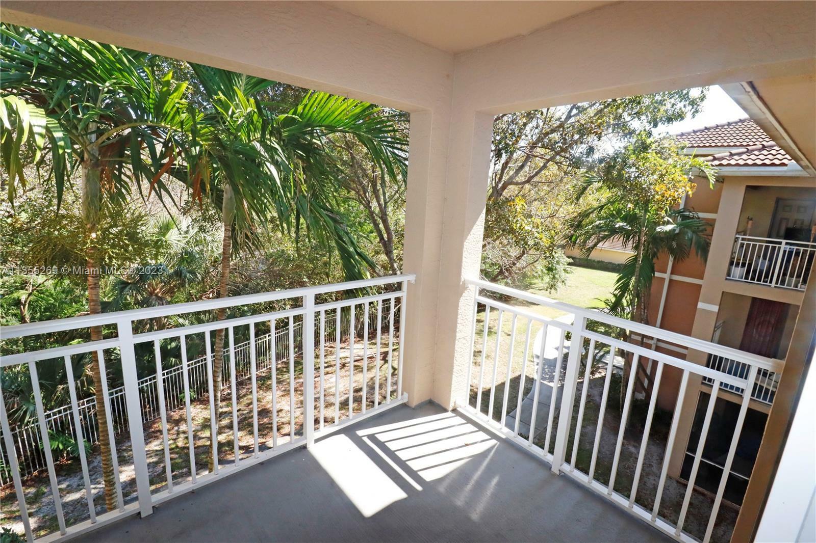 Property Photo:  6386 Emerald Dunes Dr 307  FL 33411 