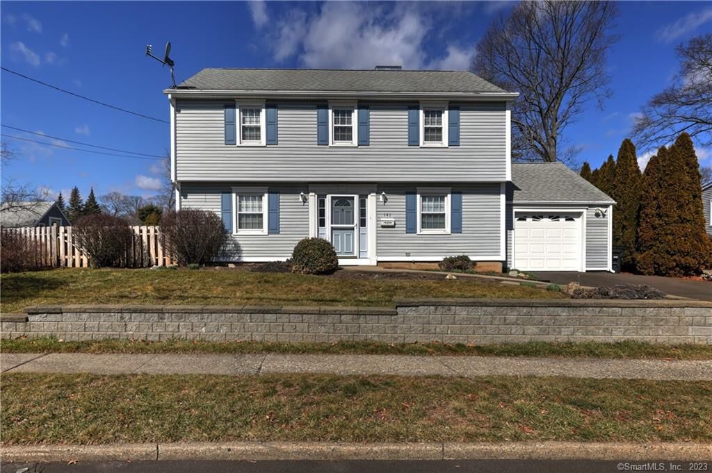 Property Photo: 141 Seaflower Road CT 06460