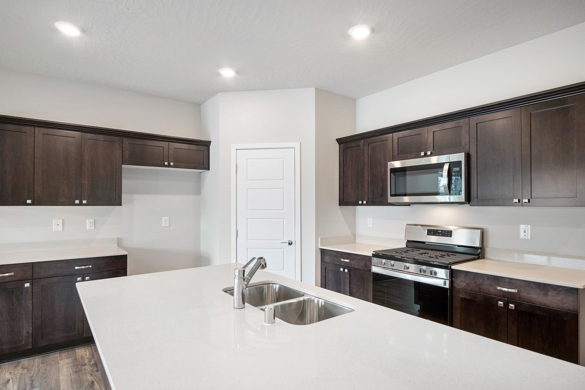 Property Photo: 8419 W Red Ave WA 99004