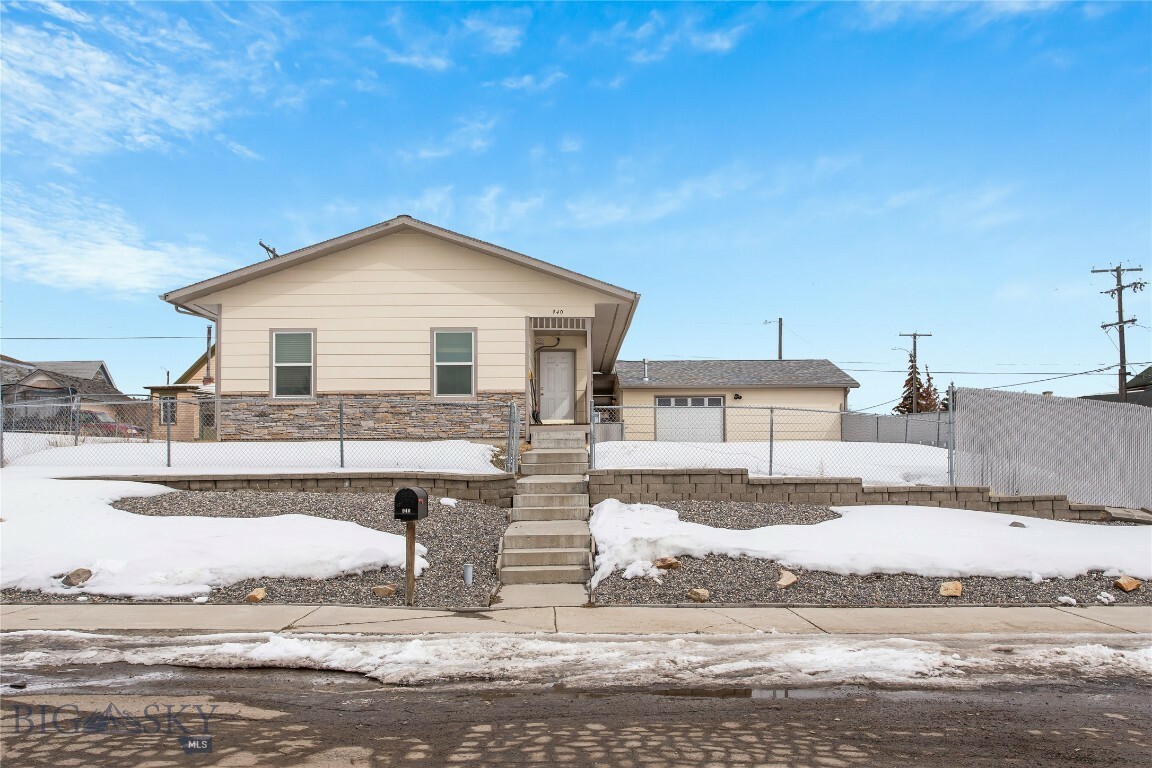 Property Photo:  940 Nevada Avenue  MT 59701 