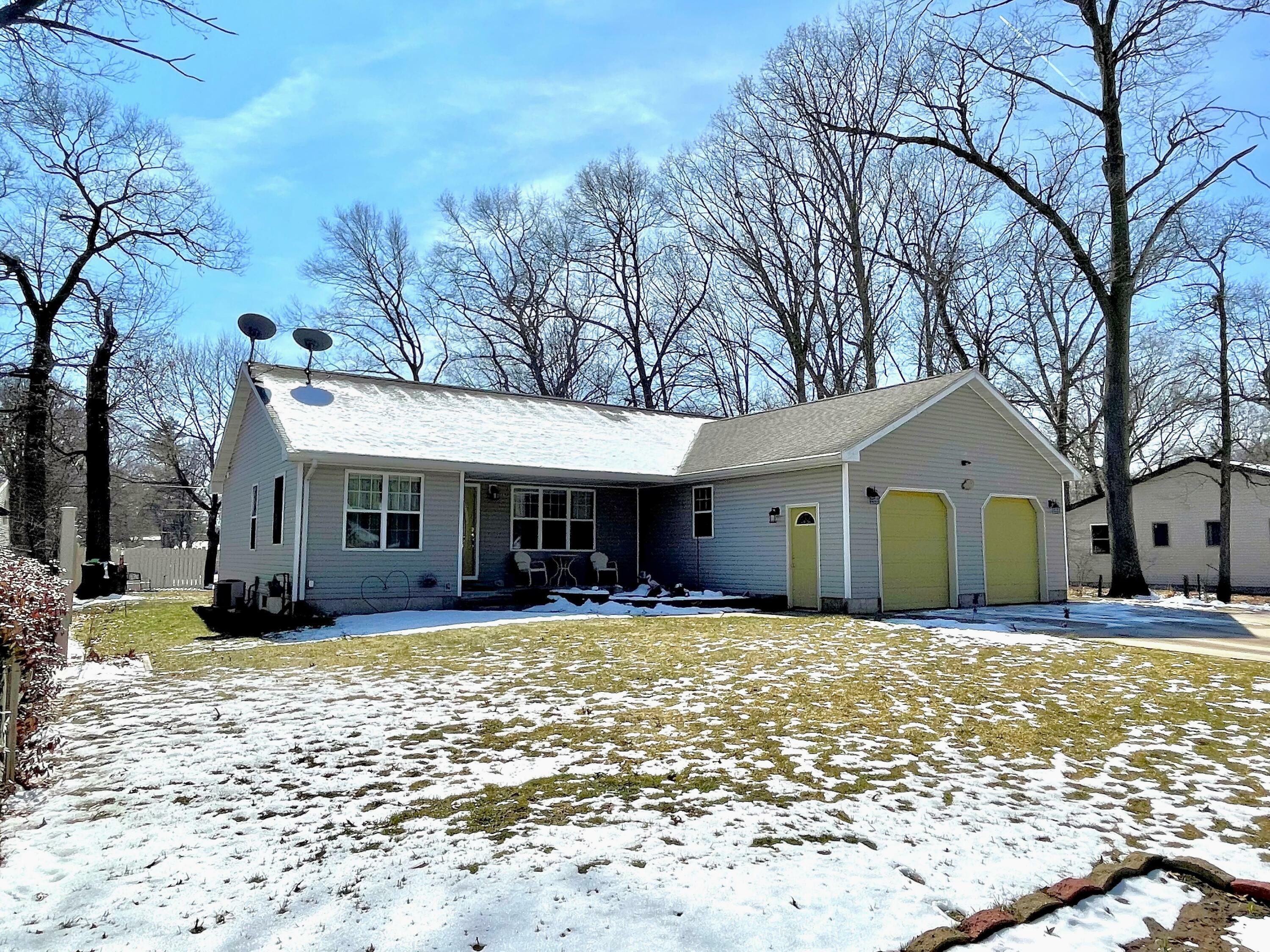 Property Photo:  2313 Marvin Avenue  MI 49442 