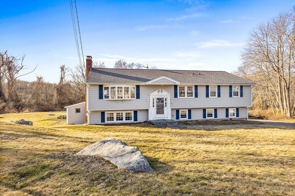 Property Photo: 26 Elaine Ct MA 02066