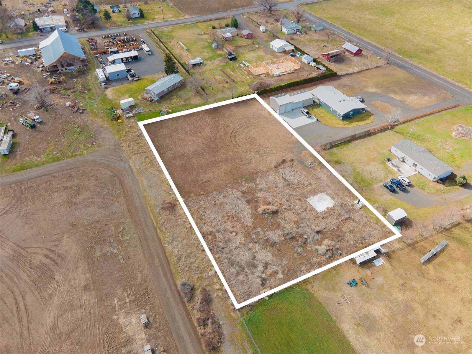 Property Photo:  1621 Beet Road  WA 99362 