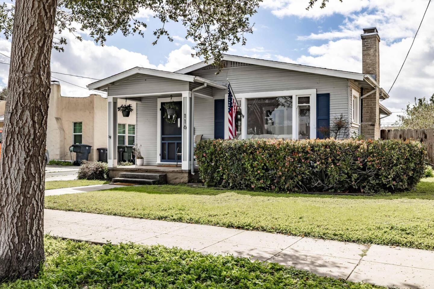 Property Photo:  116 Oak Street  CA 93901 