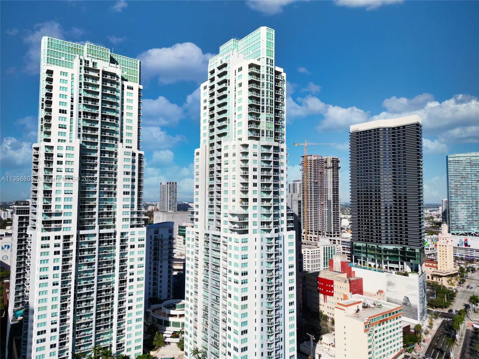 Property Photo:  244 Biscayne Blvd 2303  FL 33132 