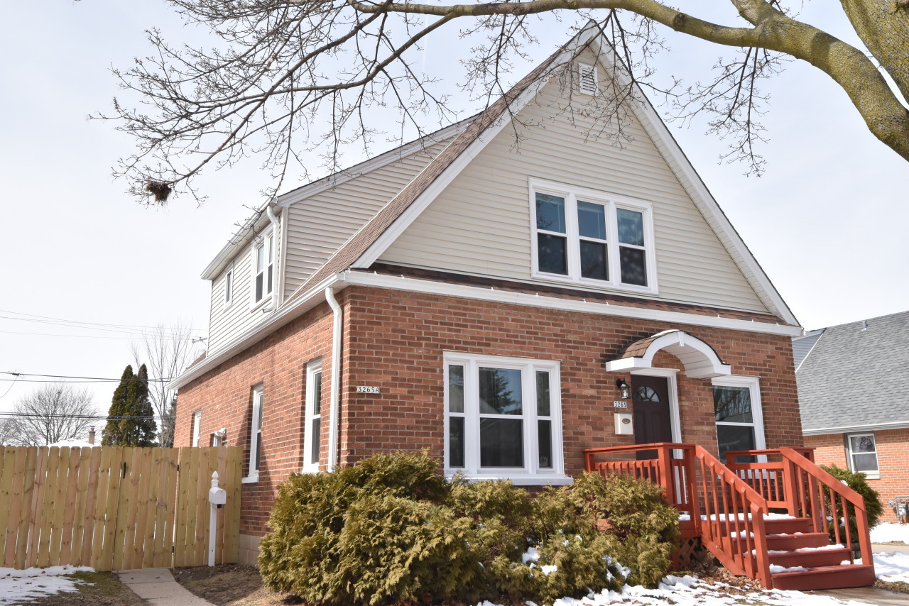 Property Photo:  3265 S Griffin Ave A  WI 53207 