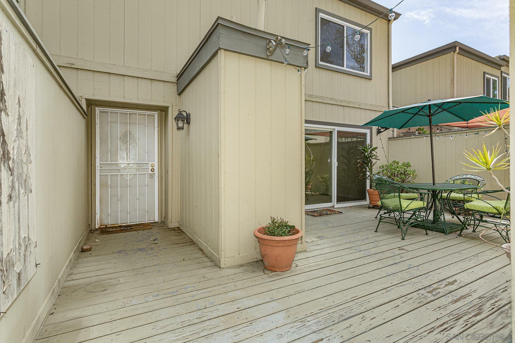 Property Photo:  10631 Caminito Memosac  CA 92131 