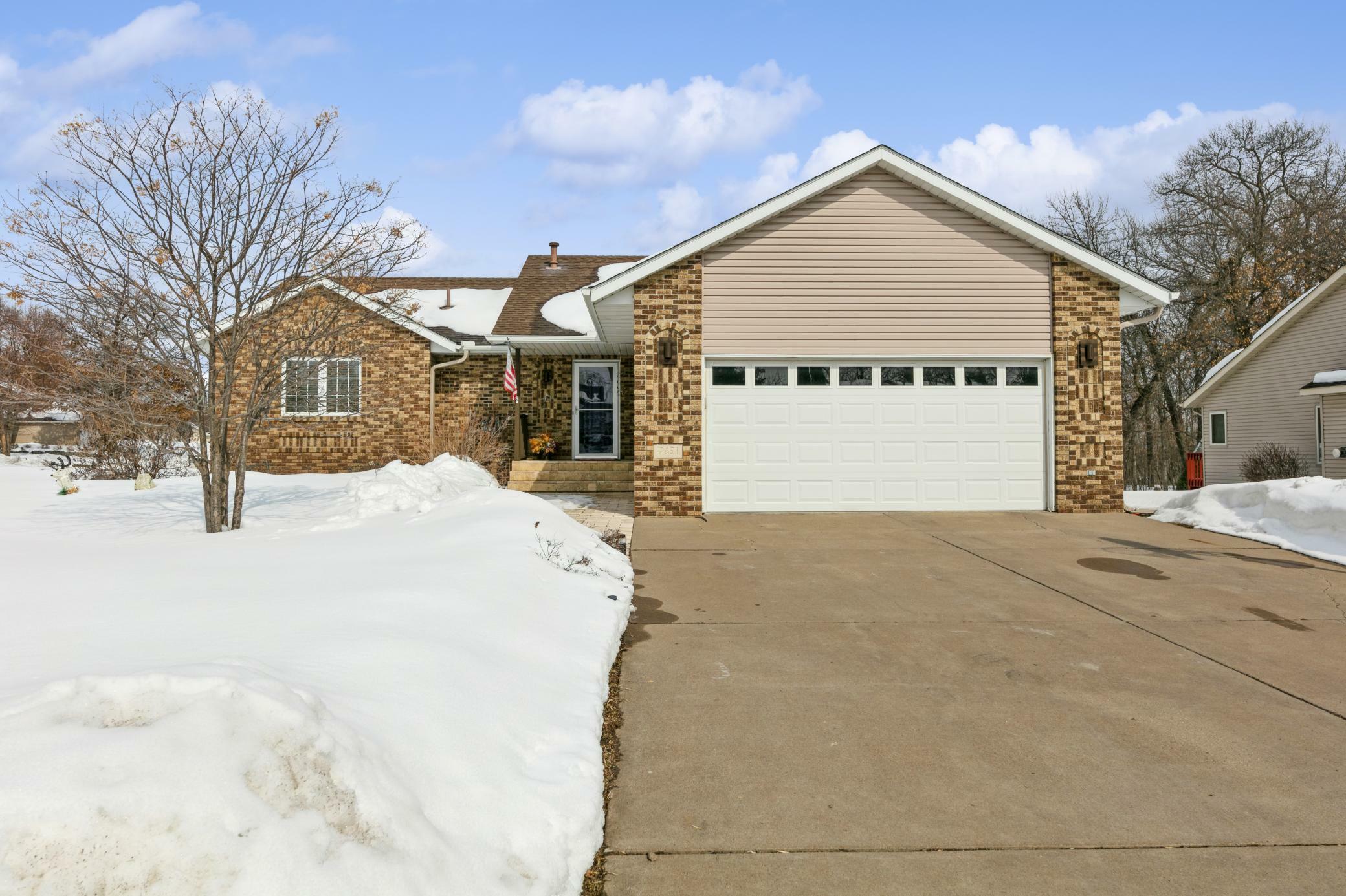 Property Photo:  2651 Oakview Court  MN 55362 