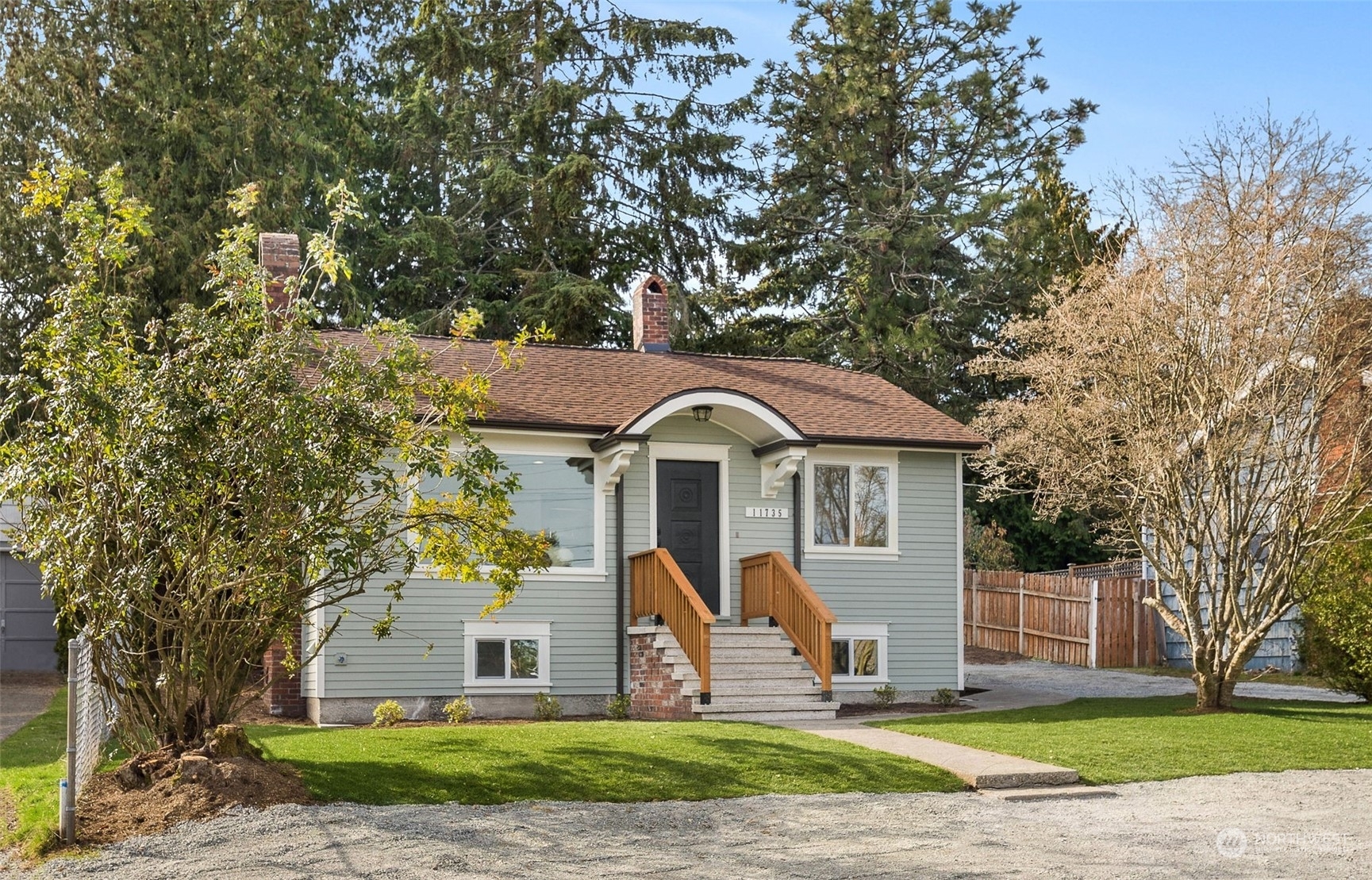 Property Photo:  11735 N Park Avenue N  WA 98133 