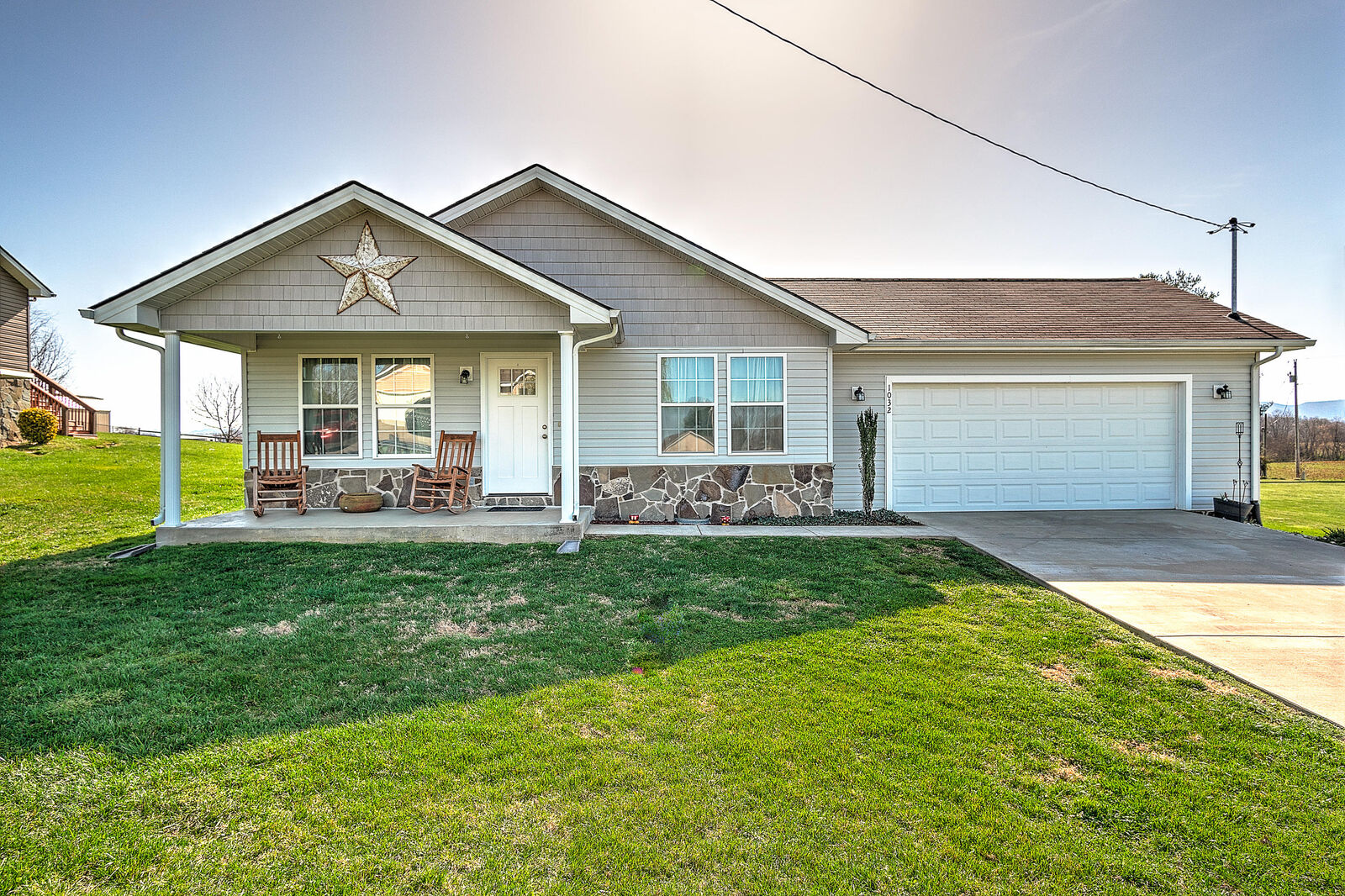 Property Photo:  1032 Quaker Run  TN 37690 