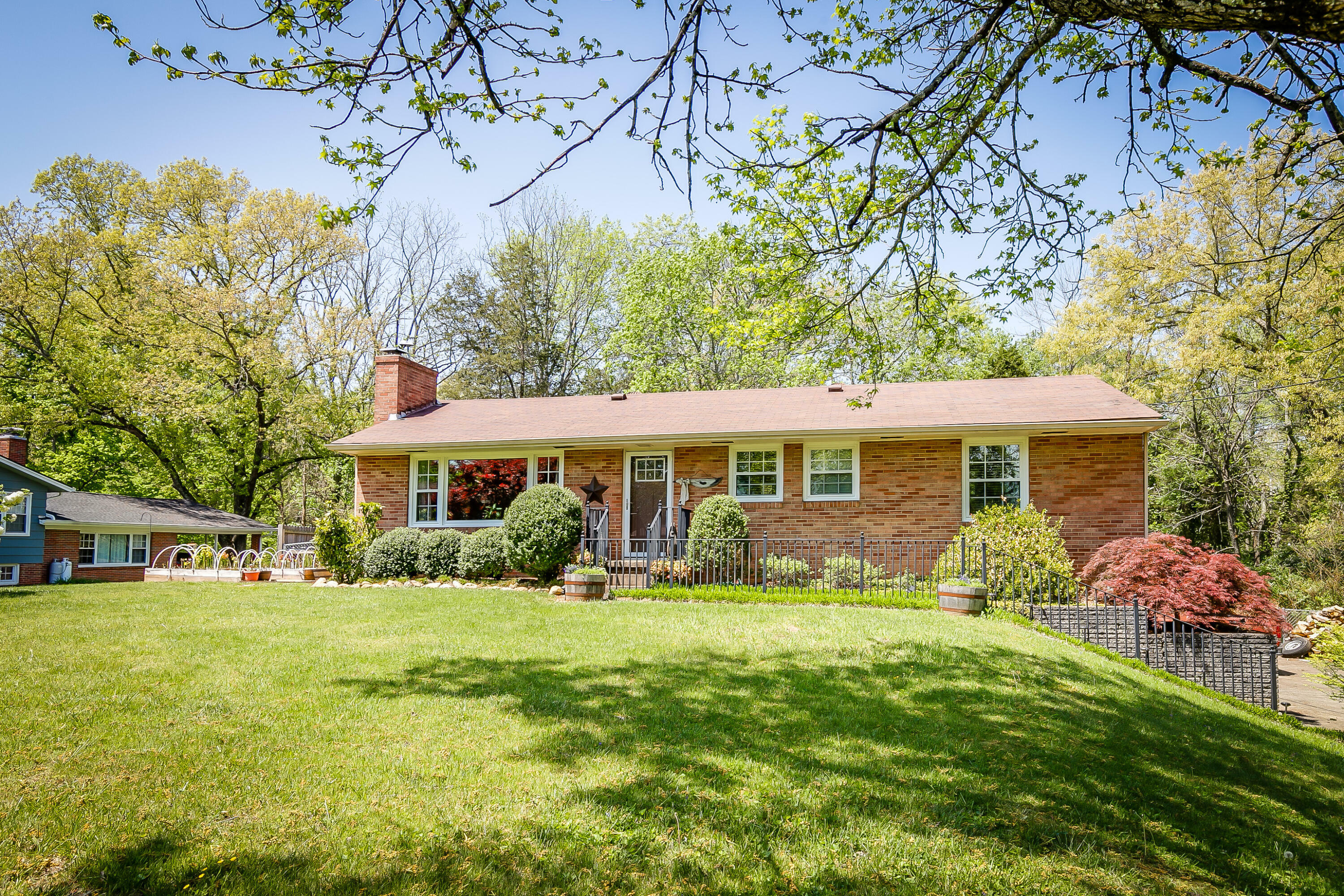 Property Photo:  590 Dogwood Drive  TN 37663 